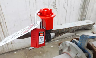 What are the regulations governing electrical lockoutss?