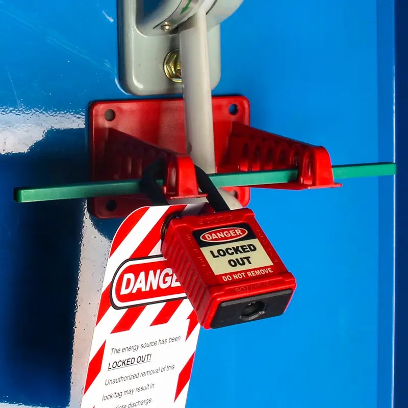 Electrical switch lockout for Overhaul of industrial equipment EP-D22-3 application Electrical switch lockout for Overhaul of industrial equipment EP-D22-3 application