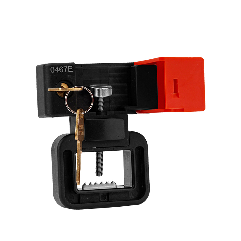 DPD1  Self-locking clamp on breaker lockout