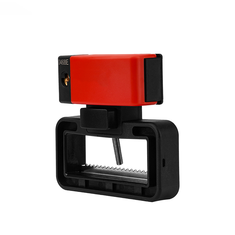 DPD2   Self-locking clamp on breaker lockout DPD2